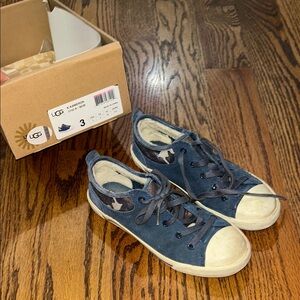 UGG Kids Navy Blue Sneakers Size 3